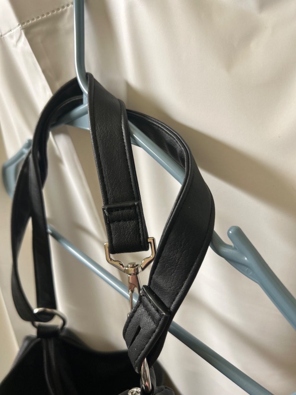 Rossetti Black Shoulder Bag Like New! - Picture 13 of 13